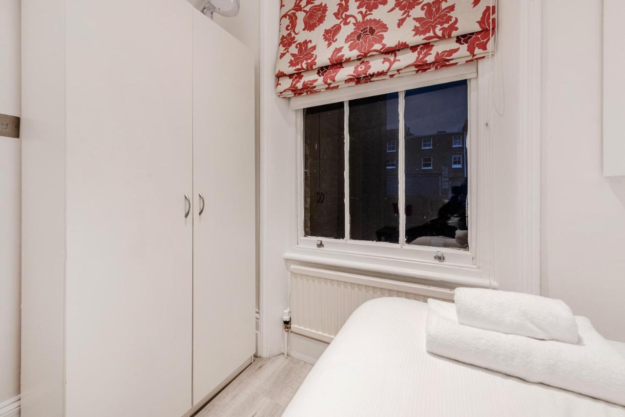 Lovely 2 Bedroom Flat In The Heart Of Chelsea London Exterior photo
